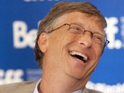 Πλουσιότερος άνθρωπος του κόσμου ο Gates
