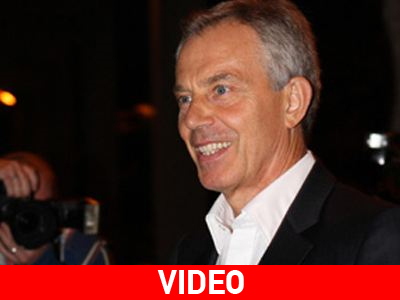 Πέταξαν αυγά στον Tony Blair