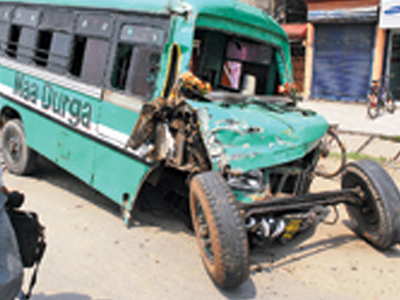 Δυστύχημα με λεωφορείο στην Ινδία