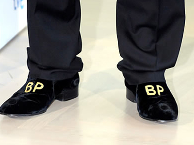 Παπούτσια … με ονοματεπώνυμο