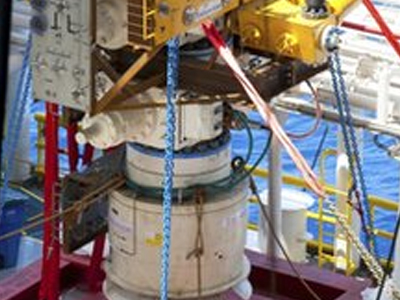 Πάνω από τρία δισ. από τη BP