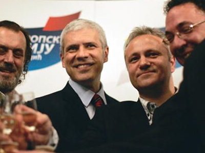 Στο εδώλιο ο Σέρβος πρόεδρος