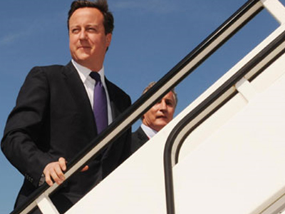 Κάμερον: Ρεαλιστικός στόχος η αποχώρηση το 2014