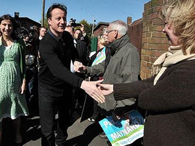 Στοιχηματίζουν εκ των προτέρων στον Κάμερον