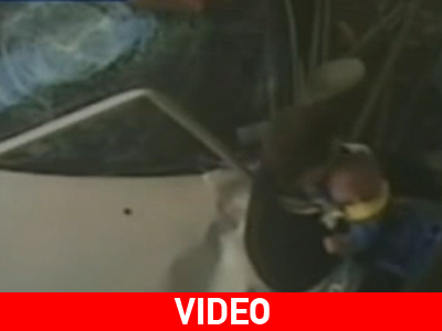 Πατέρας σώζει το παιδί του… “στον πόντο”