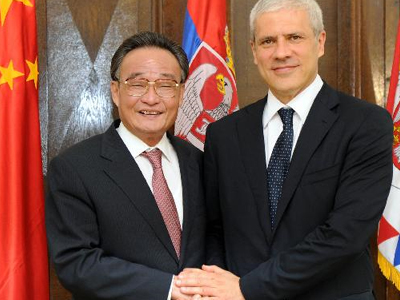 Κινεζική γέφυρα… στο Δούναβη