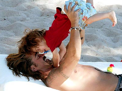 Ο Colin Farrell ξανά πατέρας!