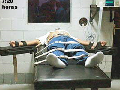 Δε βρίσκουν φλέβα για να τον εκτελέσουν