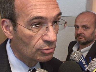 “Τα πήρε στο κρανίο” ο… Λοβέρδος της Γαλλίας