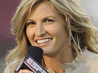 Βιντεοσκόπησε γυμνή διάσημη αθλητικογράφο