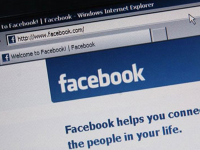 Μπήκε στο Facebook… ενώ έκανε διάρρηξη