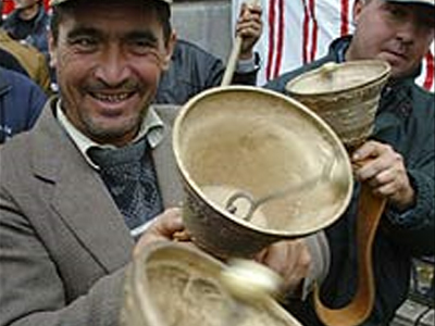 Τα “έσπασαν” οι κτηνοτρόφοι της Ρουμανίας