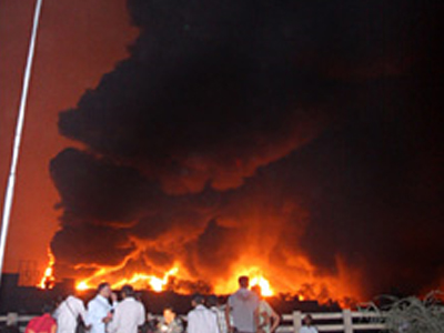 Νεκροί από πυρκαγιά σε αποθήκη καυσίμων