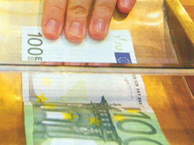 Στη «μαύρη λίστα» όσοι δεν πληρώνουν ΦΠΑ