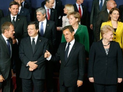 Οι Πράσινοι καταγγέλλουν τη “γαλλική πίεση”