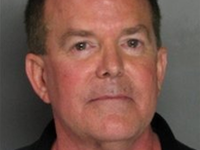 Πολιτικός πολέμιος των gay… είναι ομοφυλόφιλος