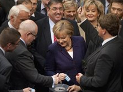 Γερμανία: Απερρίφθη η αγωγή κατά της βοήθειας στην Ελλάδα