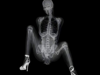 «Γυμνό» ημερολόγιο… μέχρι το μεδούλι!