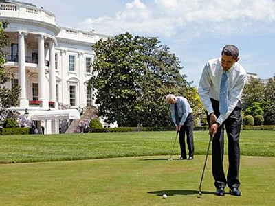 Ο Ομπάμα παίζει περισσότερο γκολφ από τον Μπους