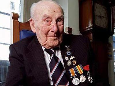 ”Έφυγε” στα 113 του ο γηραιότερος βετεράνος του Α’ Παγκοσμίου Πολέμου