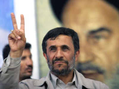 Ιράν: Τέσσερις υπουργούς “έδιωξε” ο Ahmadinejad