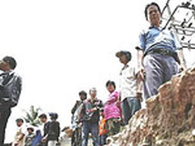 Νεκρά 12 παιδιά από κατάρρευση γέφυρας