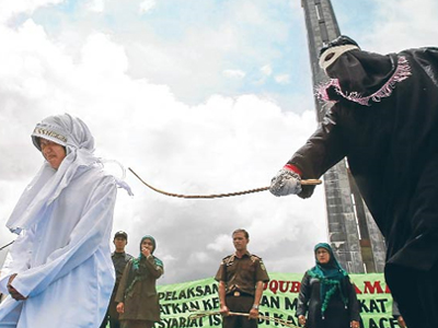 Μαστιγώθηκαν… επειδή πούλησαν ρύζι