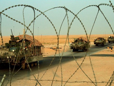 Φεύγουν οι στρατιώτες, έρχονται οι σεκιούριτι