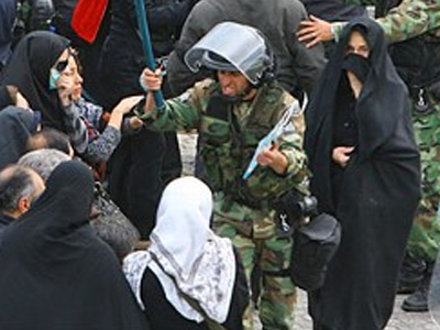 Ξένοι δημοσιογράφοι κρατούμενοι στο Ιράν