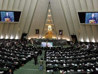 Ιράν: Διχάζει η πρόταση για υπουργοποίηση γυναικών