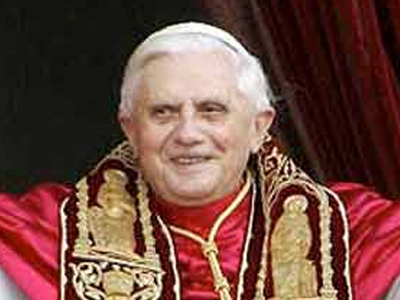 Δημοσίευμα «καίει» Ιταλούς ιερείς