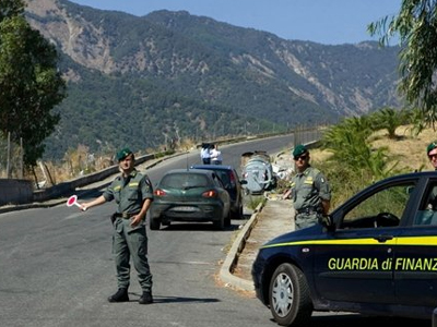 Εκατοντάδες «μαφιόζικες» συλλήψεις στην Ιταλία