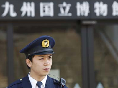 Πάταξη του εγκλήματος… με γόβα στιλέτο