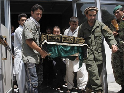 Αιματηρή επίθεση καμικάζι στην Καμπούλ