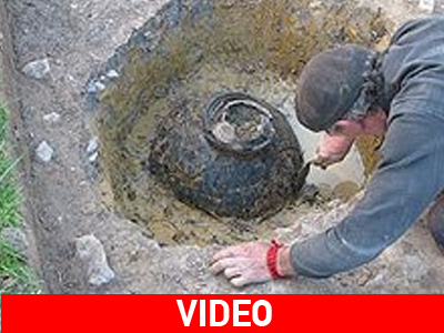 Θησαυρός… κάτω από τα πόδια του