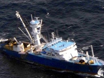 Τέσσερα εκατ. ζητούν οι πειρατές ισπανικού πλοίου