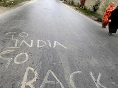 Καθημερινό λουτρό αίματος στο Κασμίρ