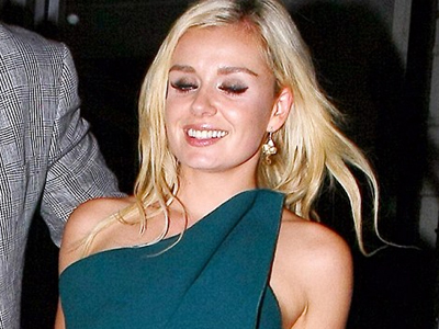 «Πνίγει» τους καημούς της η Katherine Jenkins