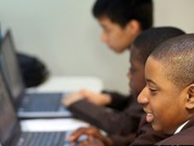 Δεν ζουν χωρίς το διαδίκτυο