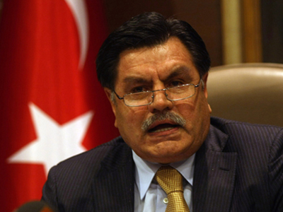 Συναίνεση συστήνει ο πρόεδρος του Συνταγματικού Δικαστηρίου της Τουρκίας