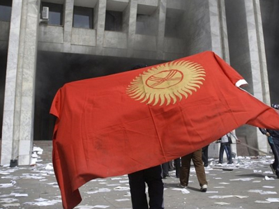 Κιργιστάν: Μήλον της έριδος για ΗΠΑ – Ρωσία