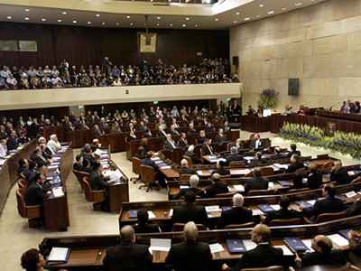 Απείλησε να ανατιναχθεί έξω από την ισραηλινή Βουλή