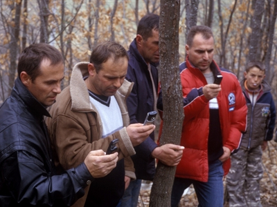 “Έκοψαν” τα κινητά στους Σέρβους του Κοσσόβου