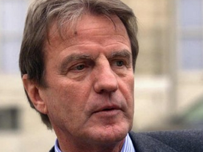 Γάλλος ΥΠΕΞ: Ζητά ειρήνη με το Ισραήλ