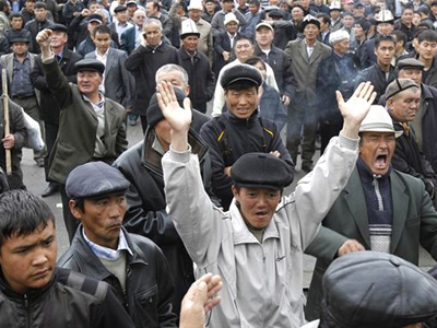 Με αίμα βάφτηκε διαδήλωση στο Κιργιστάν