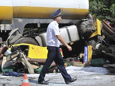 Τραυματίες από ανατροπή λεωφορείου
