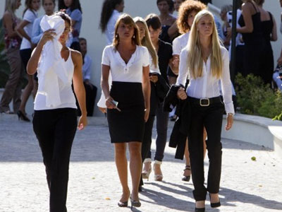 Ο Καντάφι, οι 500 Ιταλίδες και το Ισλάμ