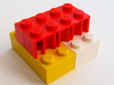 Είπαν στην τηλεόραση ότι πωλούσαν κλεμμένα Lego