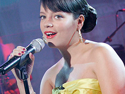 “‘Εφαγε τα μούτρα” της η Lily Allen