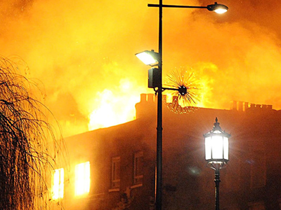 Μεγάλη φωτιά στο Λονδίνο